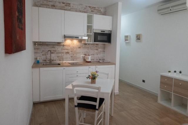 Villanova Apartment Cagliari Zewnętrze zdjęcie